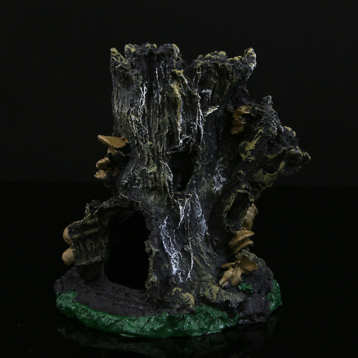 Resin Hollow Tree Stump Fish Decor