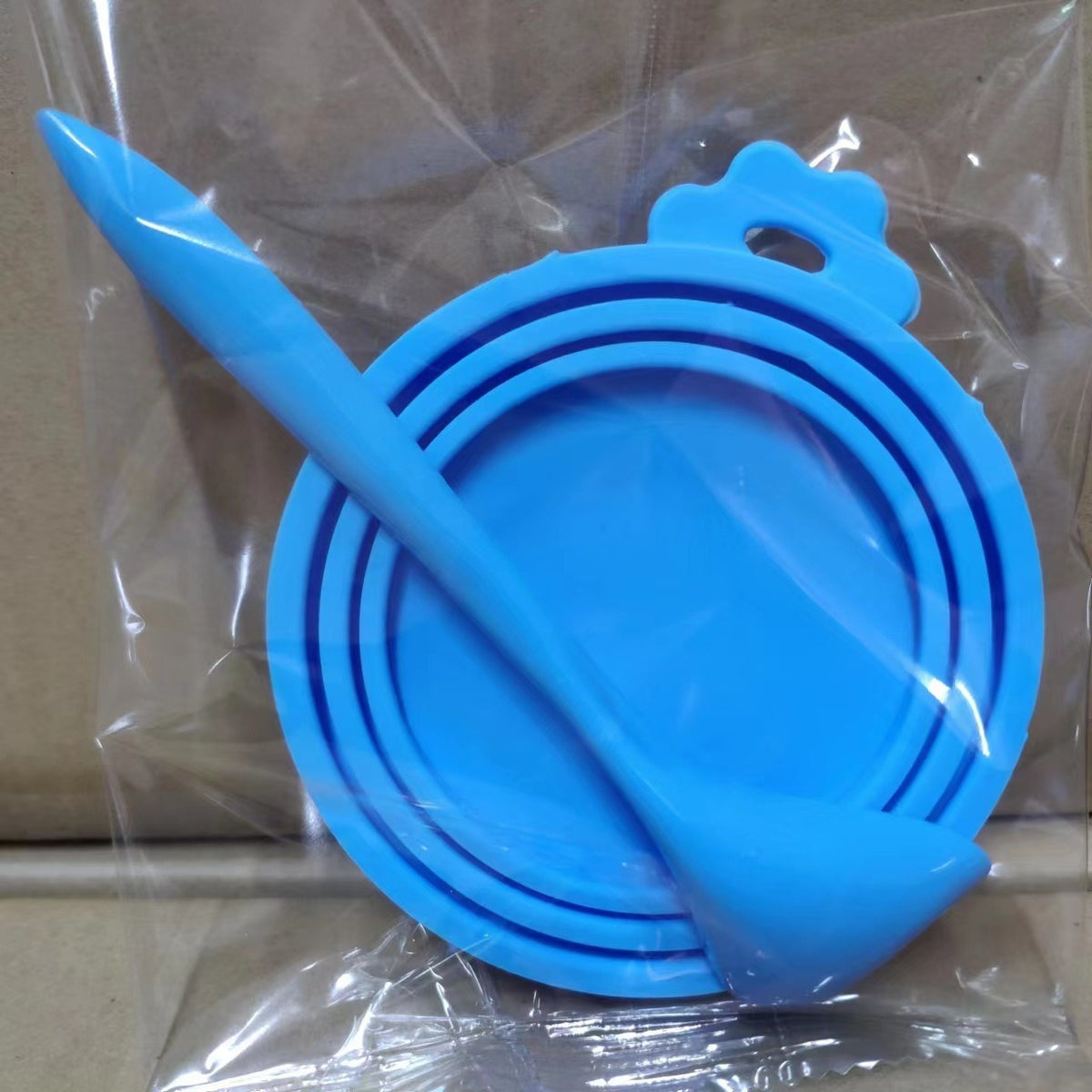 Silicone Wet Food Can Lid and Spoon