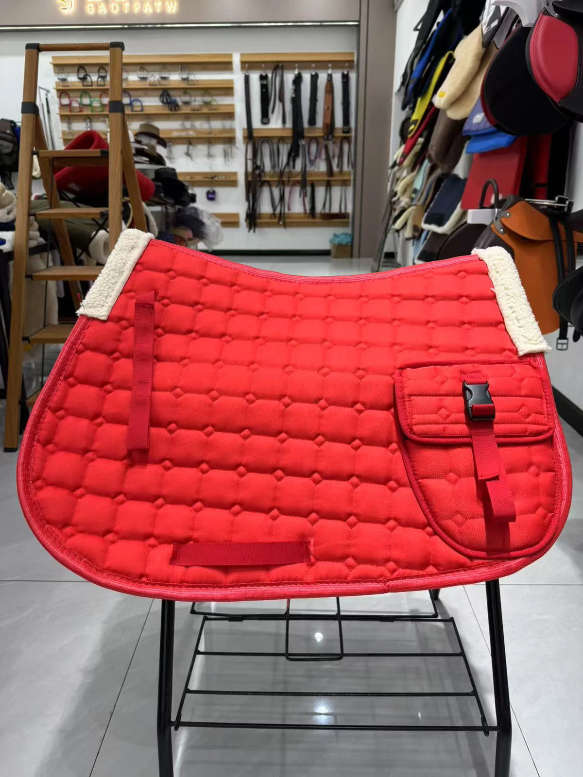 Saddle Pad with Side Pocket